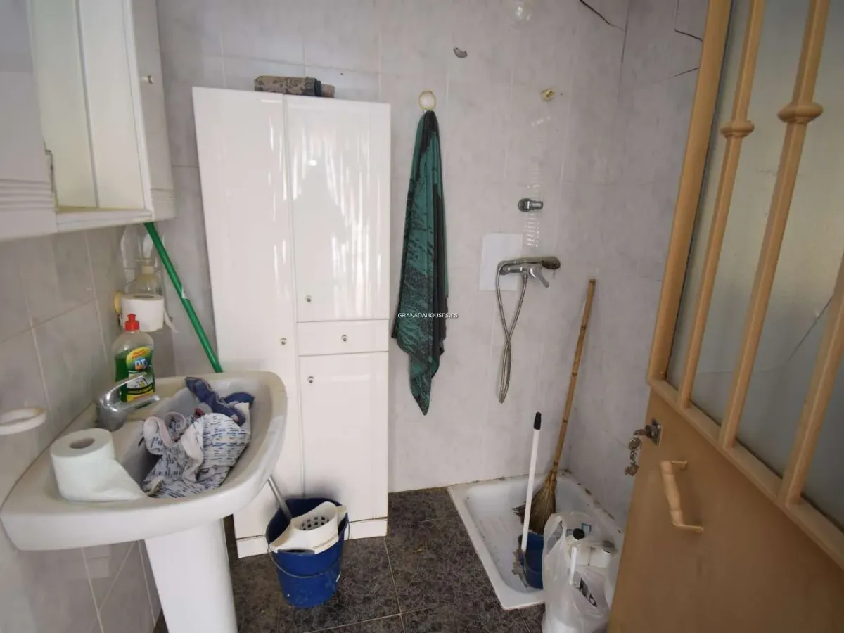 House for sale in Algarinejo