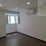 Venda de moradia M4 com espaço exterior em estado NOVO no centro da vila de Côja! 4