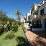 Middle Floor Apartment in Benalmadena 11