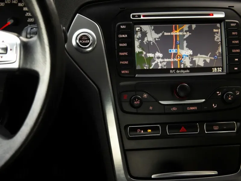 FORD MONDEO 1.8 TDCi Titanium