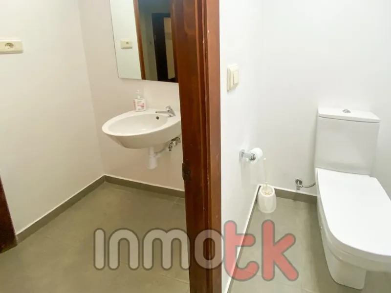 Oficina en Cuatro Caminos