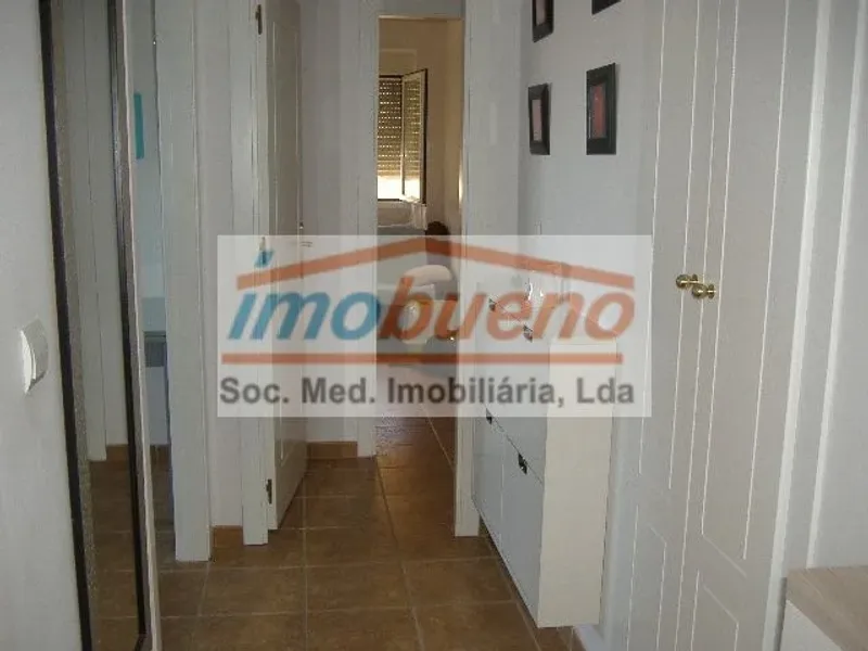 T3 + Terraço 60 m2 + Estacionamento