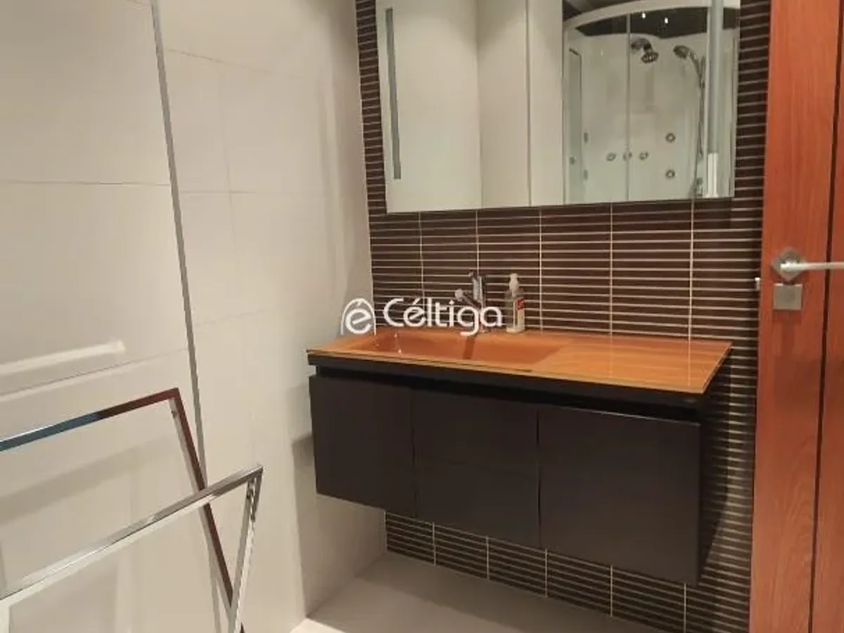 Perillo-Oleiros: Vivienda de 2 dormitorios con vistas