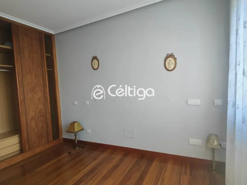 Perillo-Oleiros: Vivienda de 2 dormitorios con vistas