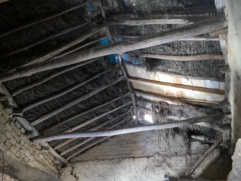 CASA CON PATIO PARA REFORMA INTEGRAL EN VALLECILLO (LEON)