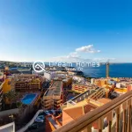 Bright & Airy Apartment with Sea Views 3