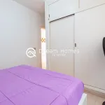 Bright & Airy Apartment with Sea Views 10