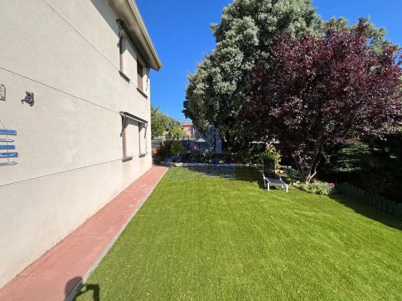 La Casa Perfecta para una vida plena con Jardín de Ensueño