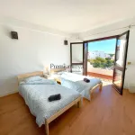 Apartamento T2 com vista mar situado perto do centro histórico de Albufeira. 9
