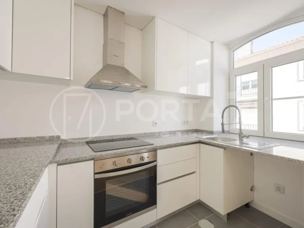 Andar Moradia T3 no Centro de Ílhavo – Pronta a Habitar e a Poucos Minutos das Praias e da Ria de Aveiro