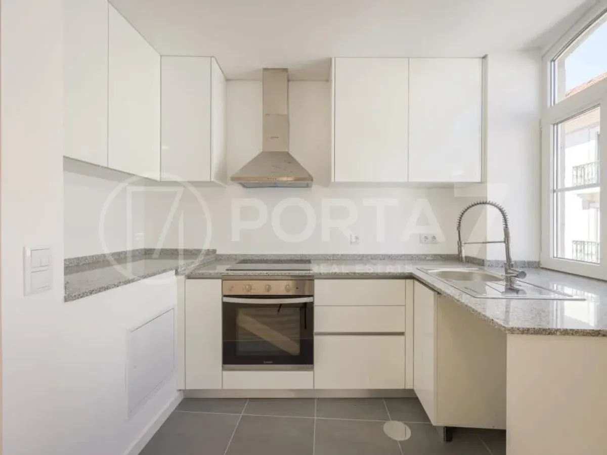 Andar Moradia T3 no Centro de Ílhavo – Pronta a Habitar e a Poucos Minutos das Praias e da Ria de Aveiro