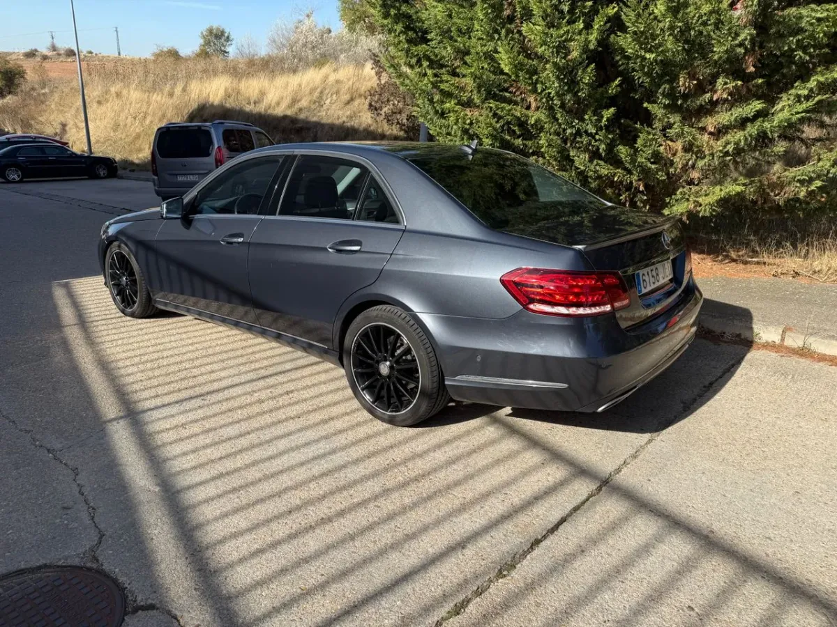 Mercedes Clase E E 220 BlueTEC Berlina Aut. 4 MATIC