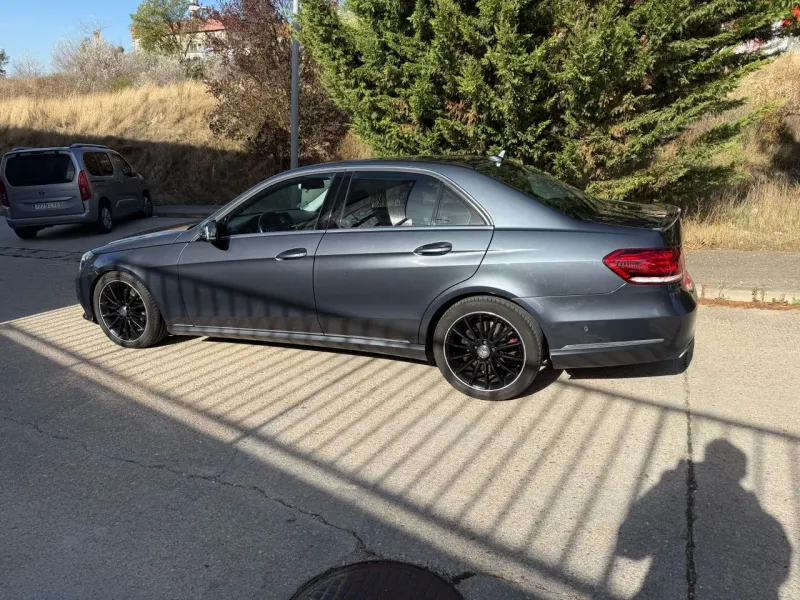 Mercedes Clase E E 220 BlueTEC Berlina Aut. 4 MATIC