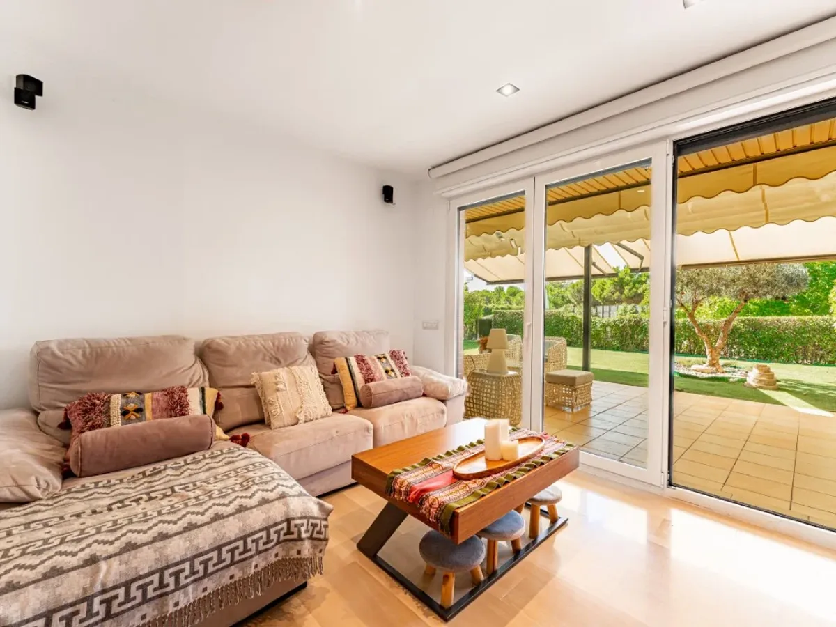 Impresionante bajo con jardín a la venta en Prado de Somosaguas – La Finca