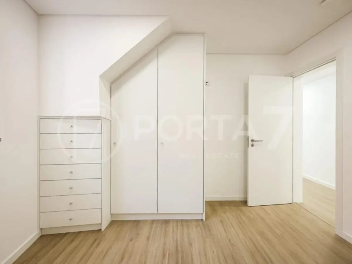 Andar Moradia T3 no Centro de Ílhavo – Pronta a Habitar e a Poucos Minutos das Praias e da Ria de Aveiro