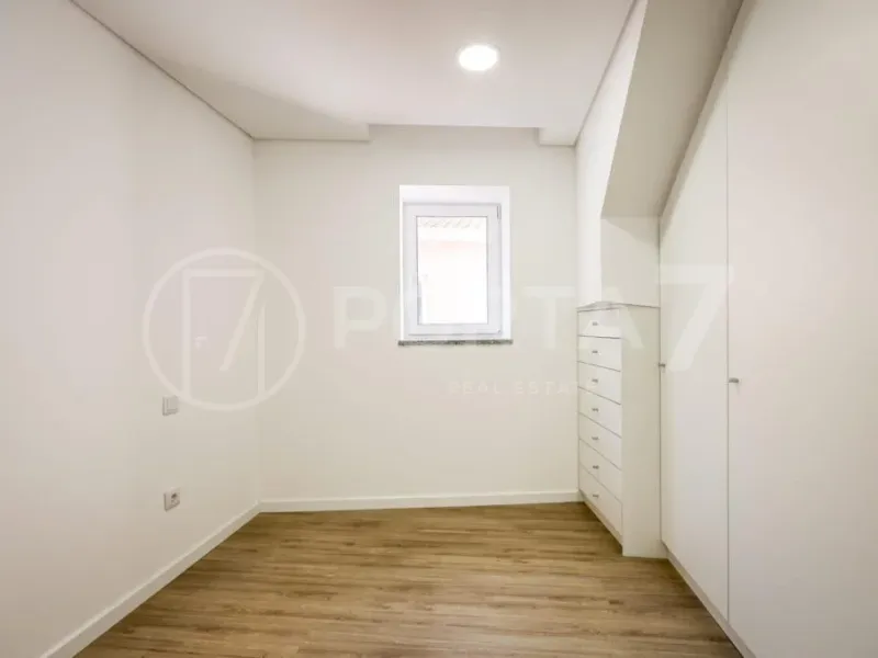 Andar Moradia T3 no Centro de Ílhavo – Pronta a Habitar e a Poucos Minutos das Praias e da Ria de Aveiro