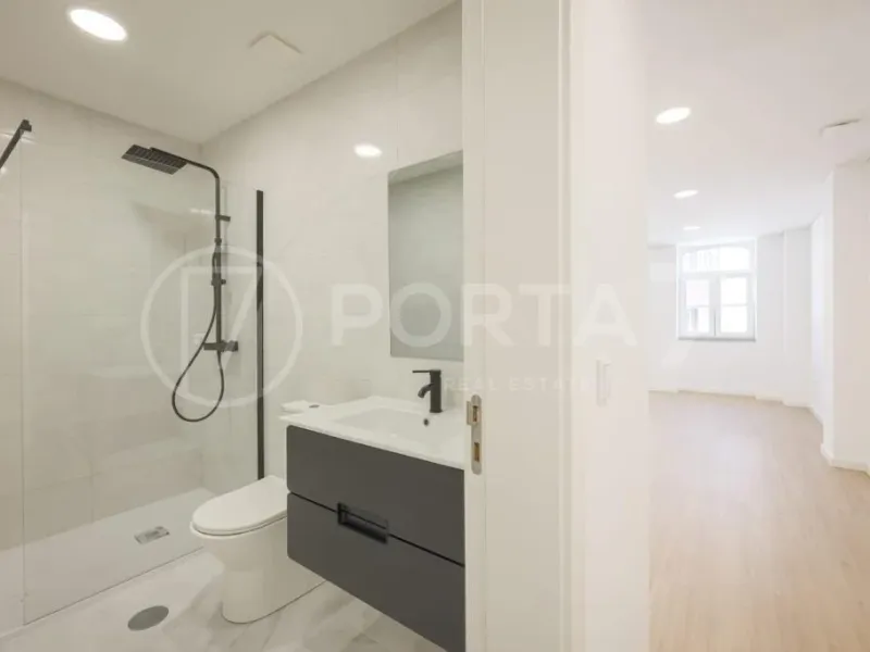 Andar Moradia T3 no Centro de Ílhavo – Pronta a Habitar e a Poucos Minutos das Praias e da Ria de Aveiro