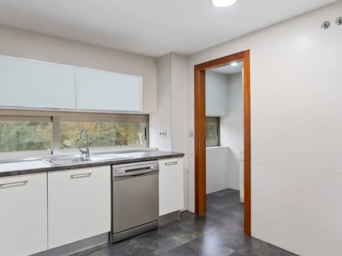 Piso en venta en Granada Paseo Del Salon