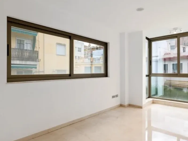 Piso en venta en Granada Paseo Del Salon