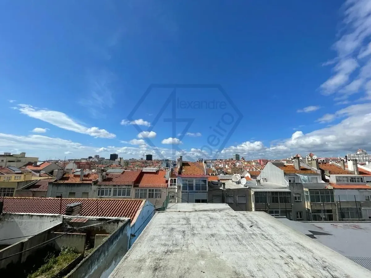 Apartamento T3 mobilado e equipado pronto a habitar