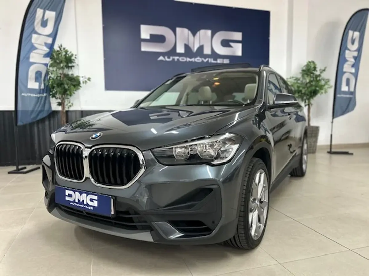 BMW X1 sDrive18i 5D Xline
