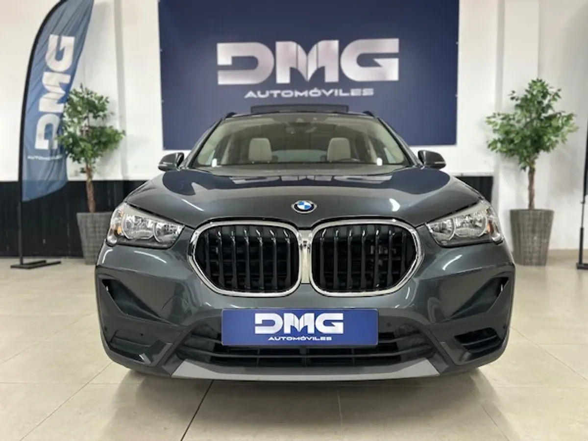 BMW X1 sDrive18i 5D Xline