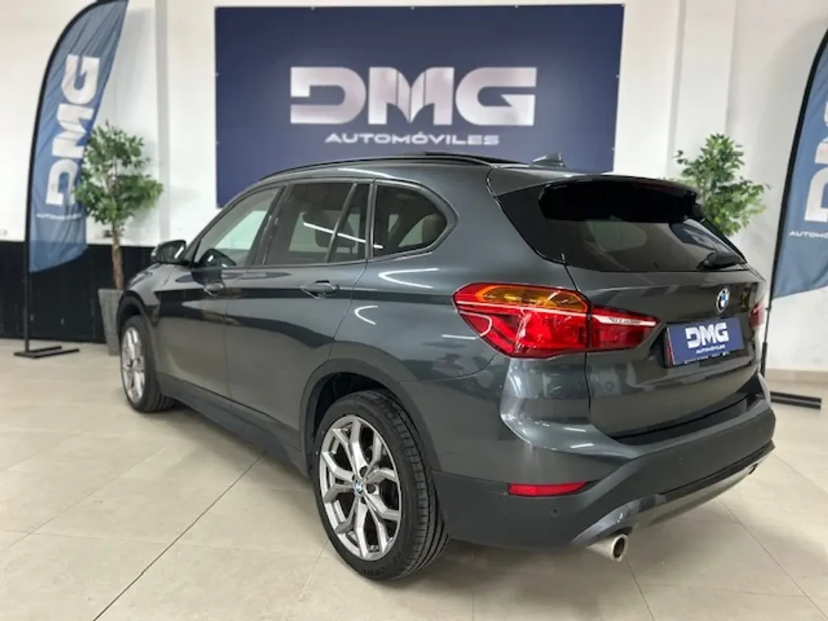 BMW X1 sDrive18i 5D Xline