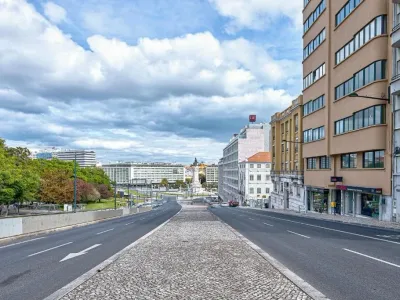 Arrendamento de escritório/ sala -Marquês de Pombal