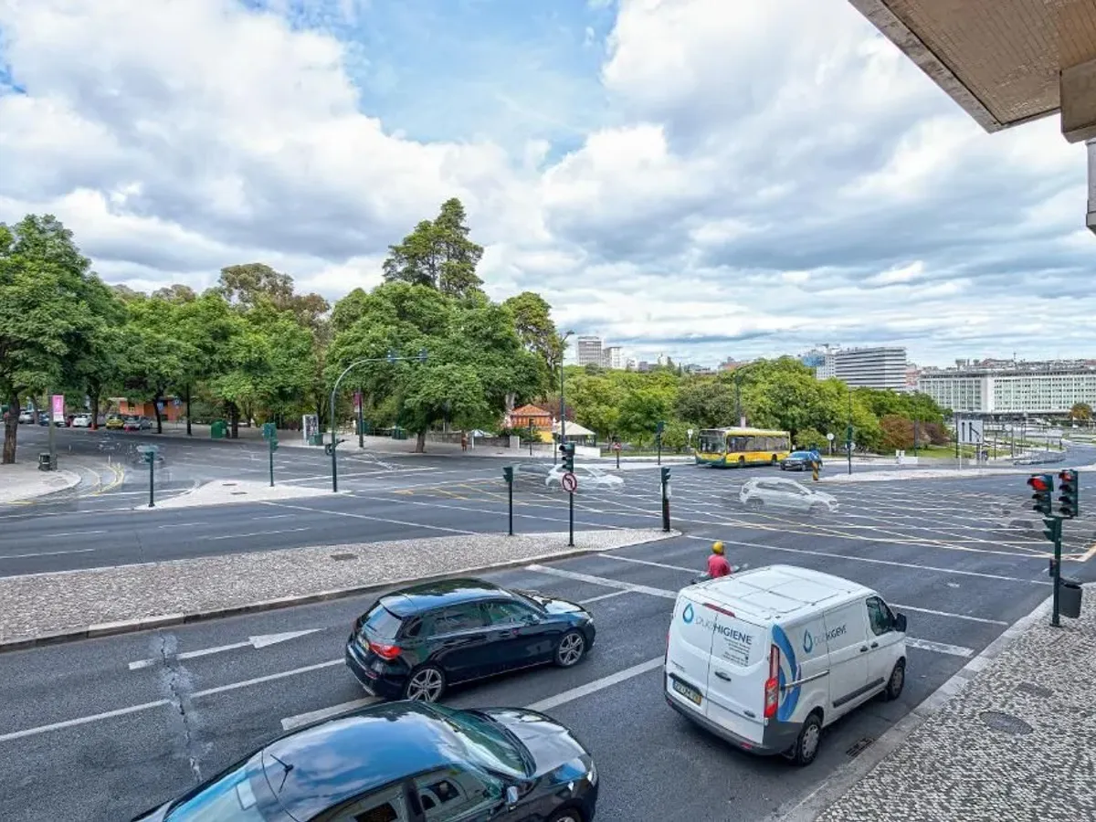 Arrendamento de escritório/ sala -Marquês de Pombal