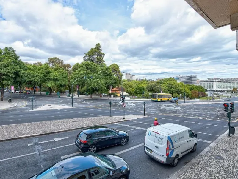 Arrendamento de escritório/ sala -Marquês de Pombal