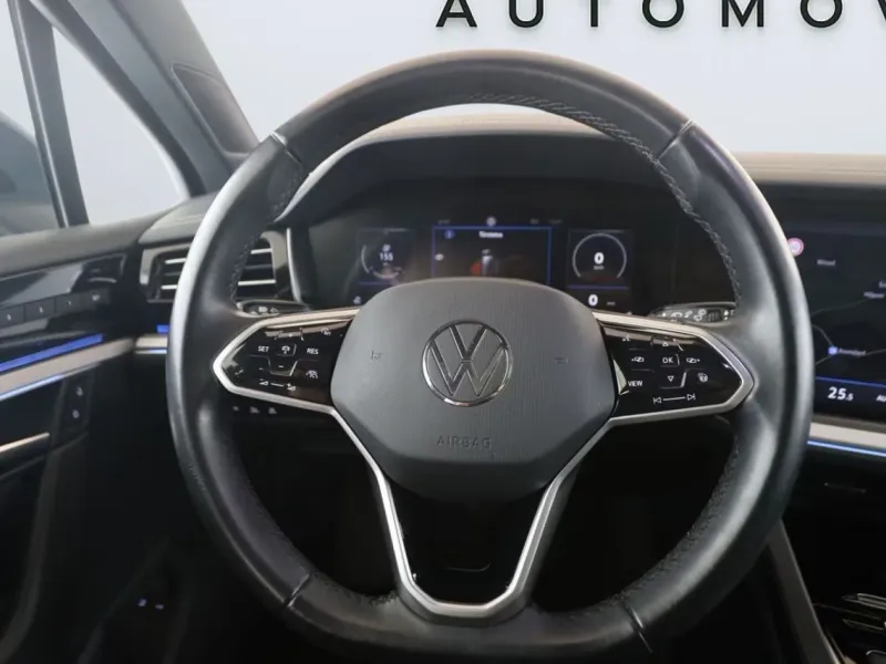 Volkswagen Touareg eHybrid Atmos 3.0 V6 TSI 280kW Tip 4M G5352