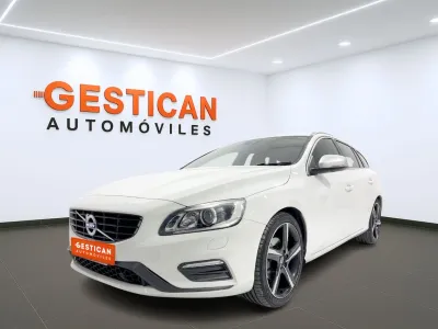 Volvo V60 2.0 D3 Momentum G9231
