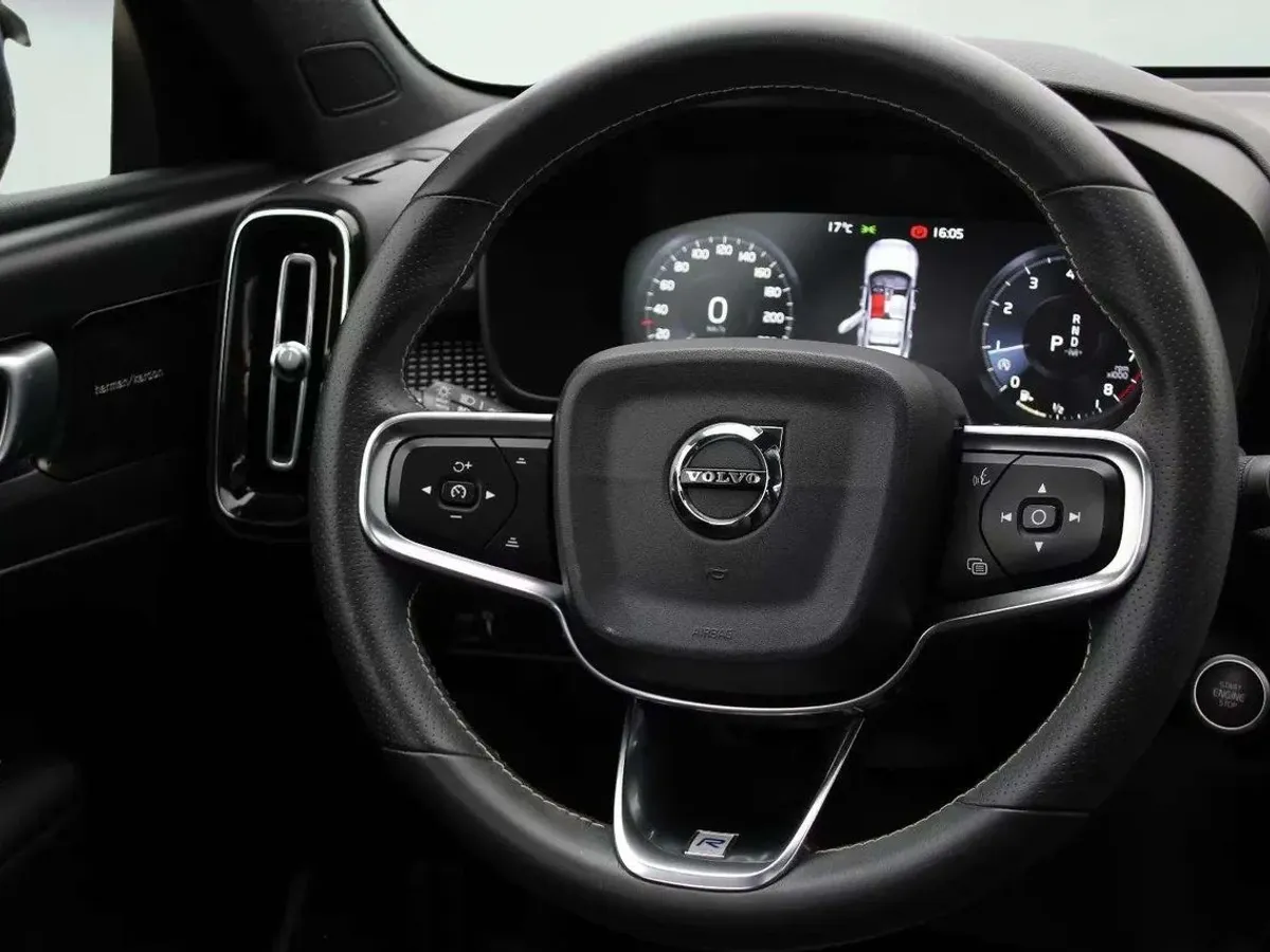 Volvo XC40 1.5 T5 Twin Recharge R-Design Auto G9310