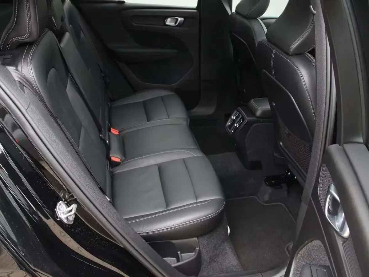 Volvo XC40 1.5 T5 Twin Recharge R-Design Auto G9310