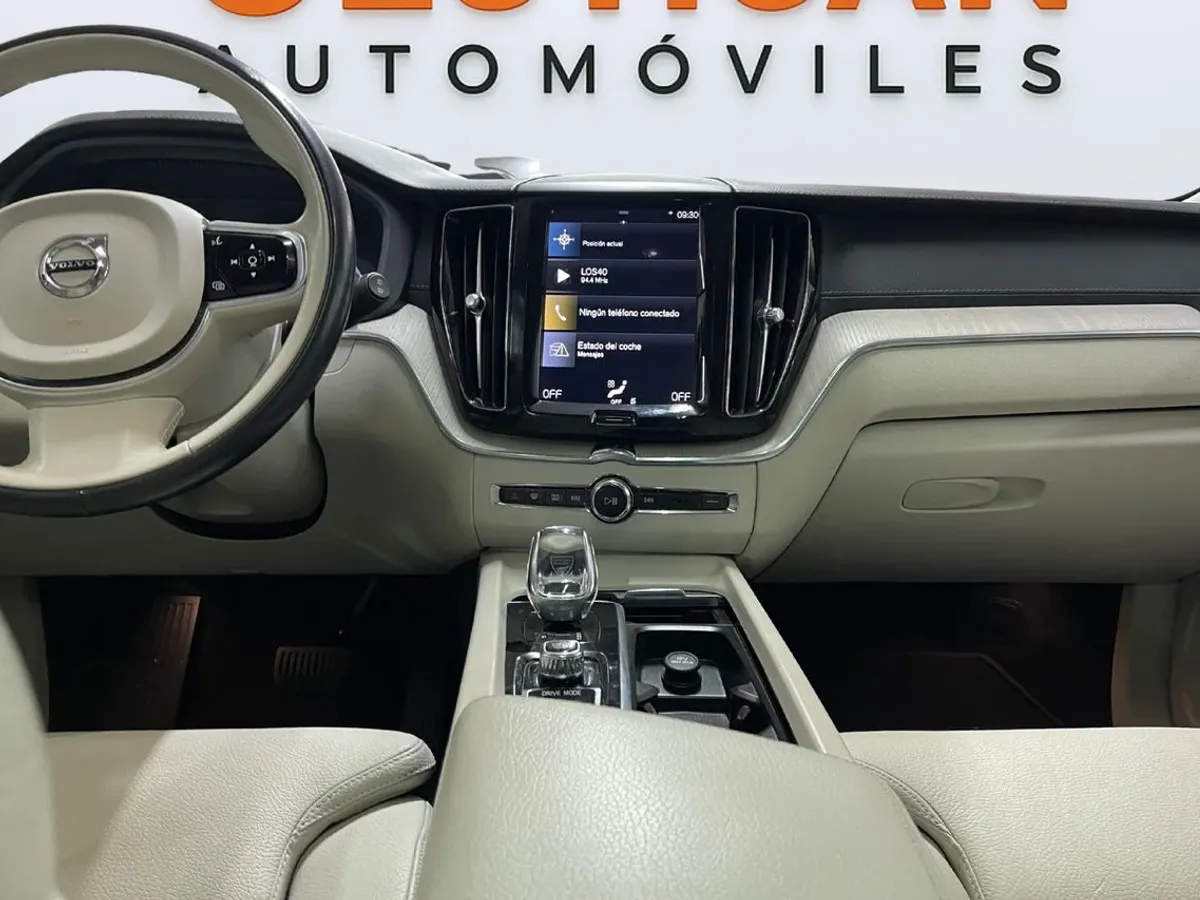 Volvo XC60 2.0 T6 AWD Recharge Inscription Auto G8218