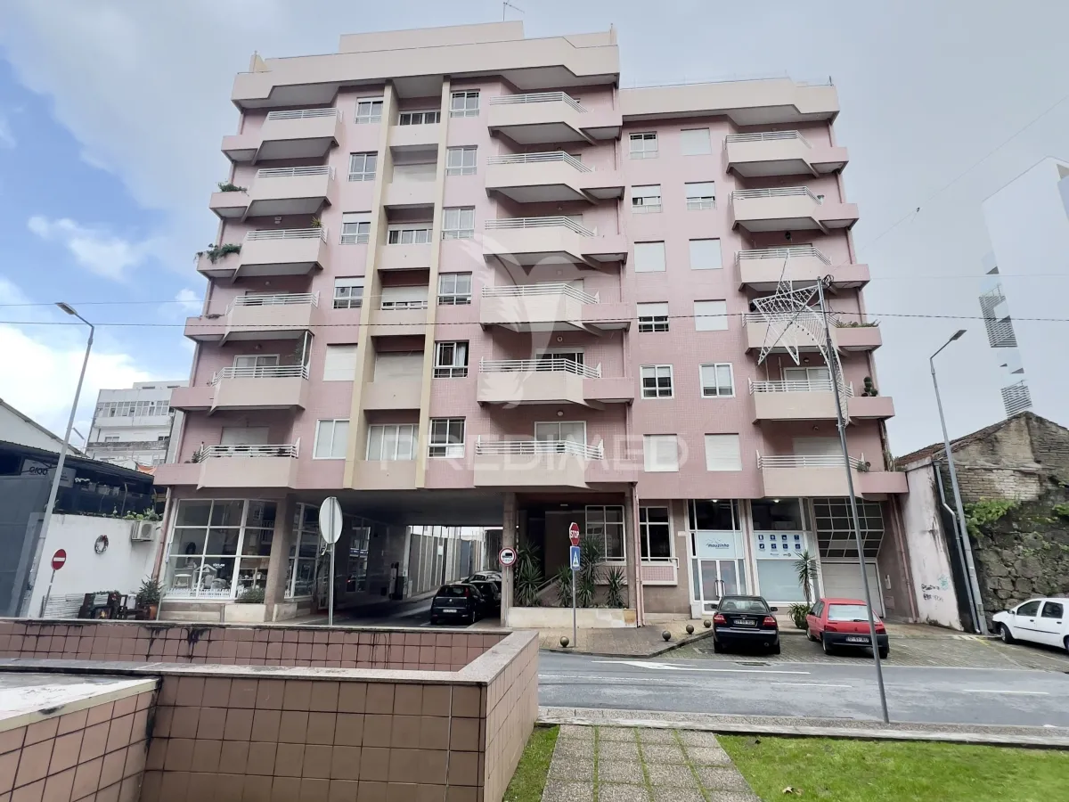 T4 Centro de V N Famalicão