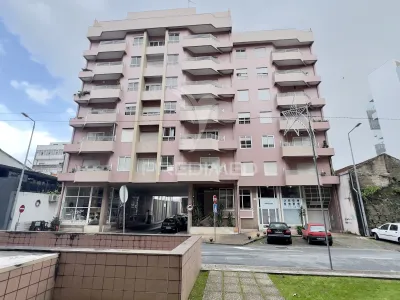 T4 Centro de V N Famalicão