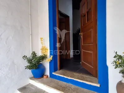 Moradia T2 com salamandra e pátio exterior