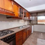 Apartamento T2 no Centro da Cruz de Pau 1
