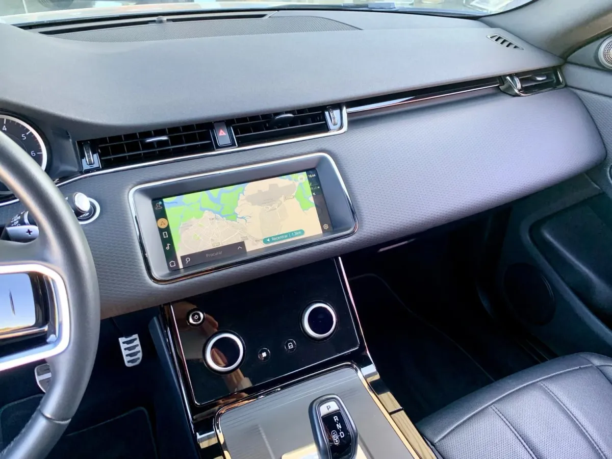 Land Rover Range Rover Evoque 1.5 P300e AWD R-Dynamic S Auto