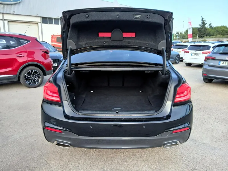 BMW 530 e iPerformance Pack M