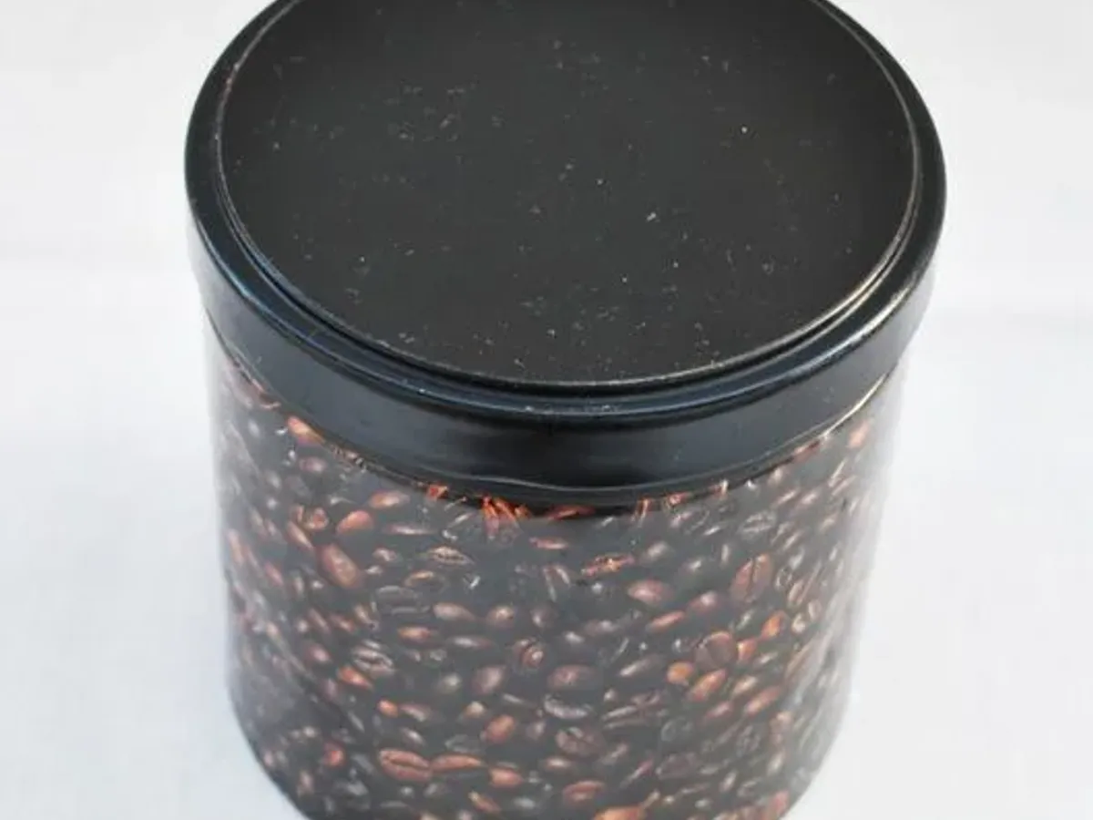 Lata para café