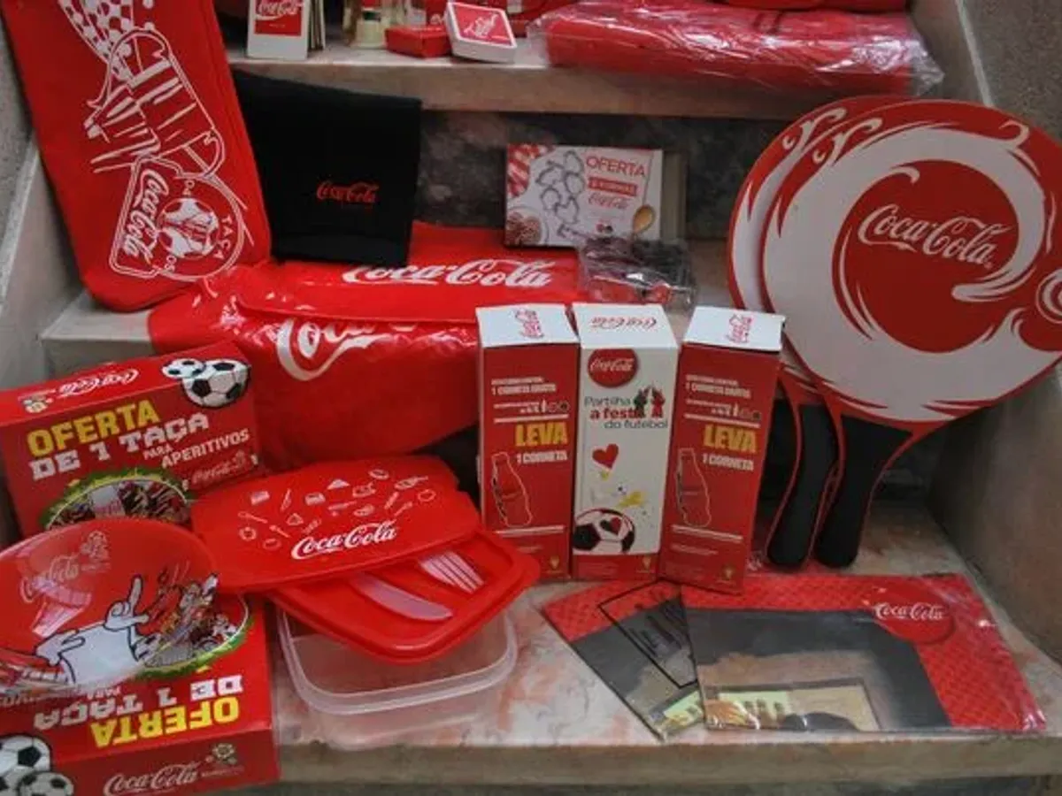 Artigos publicitários/merchandising da Coca-Cola