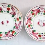 2 taças de porcelana antigas com muito uso  4