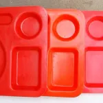 3 tabuleiros para servir refeições  4