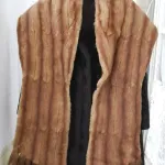 Estola em pele verdadeira  1