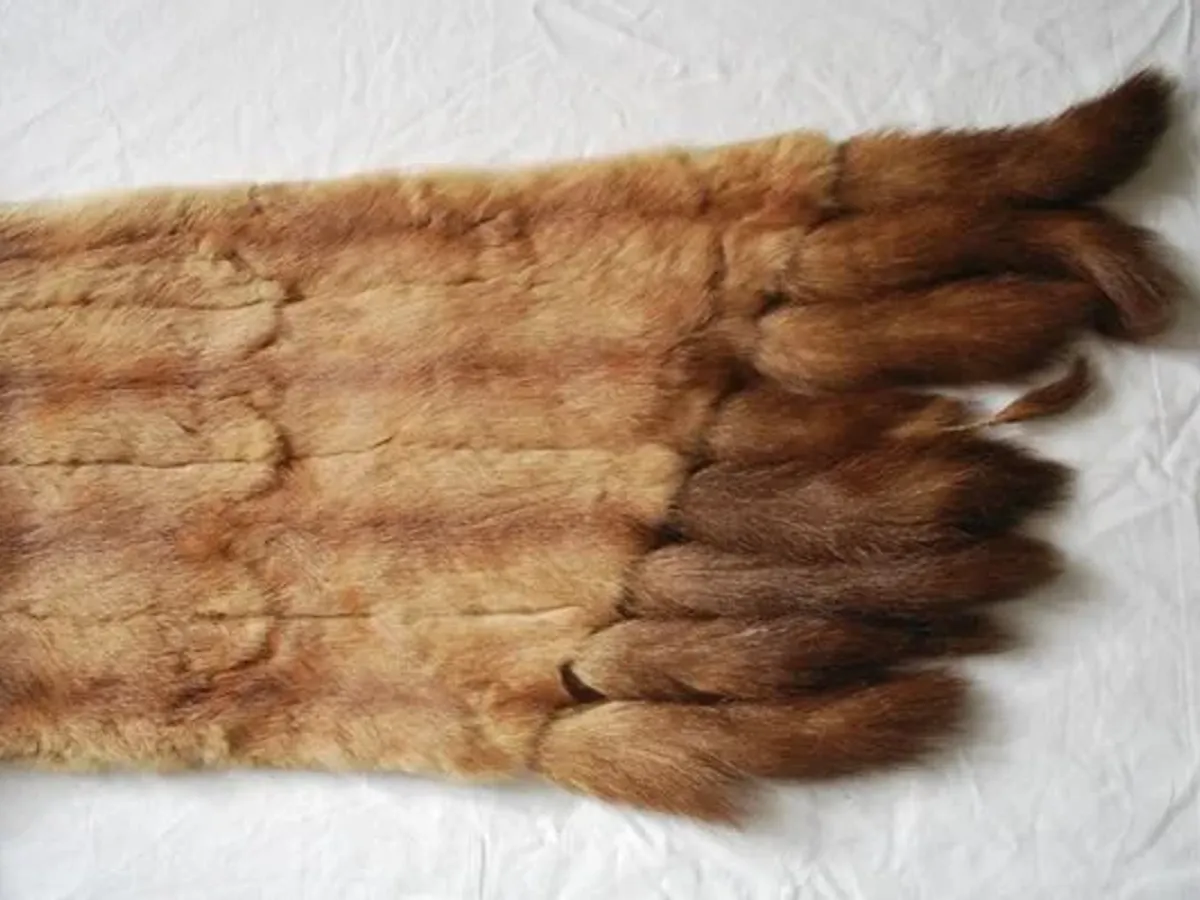 Estola em pele verdadeira 