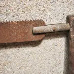 Serrote antigo de carpinteiro ou de 2 pessoas 3