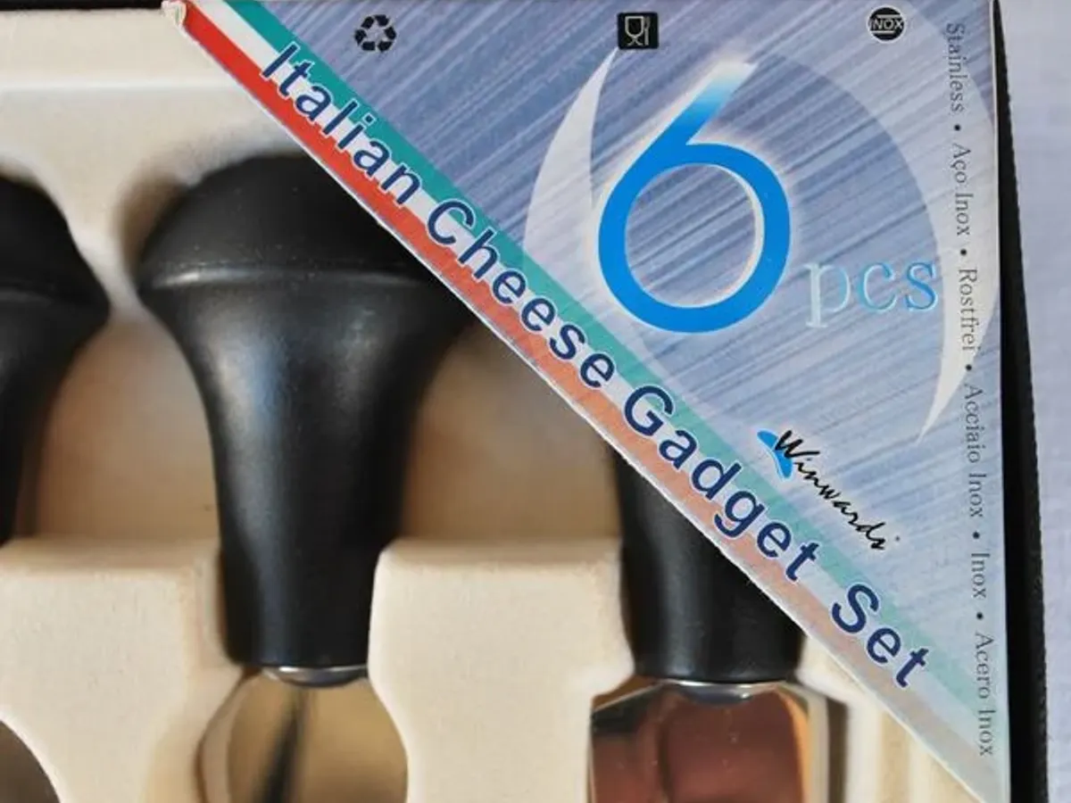 Conjunto de acessórios para servir queijos 