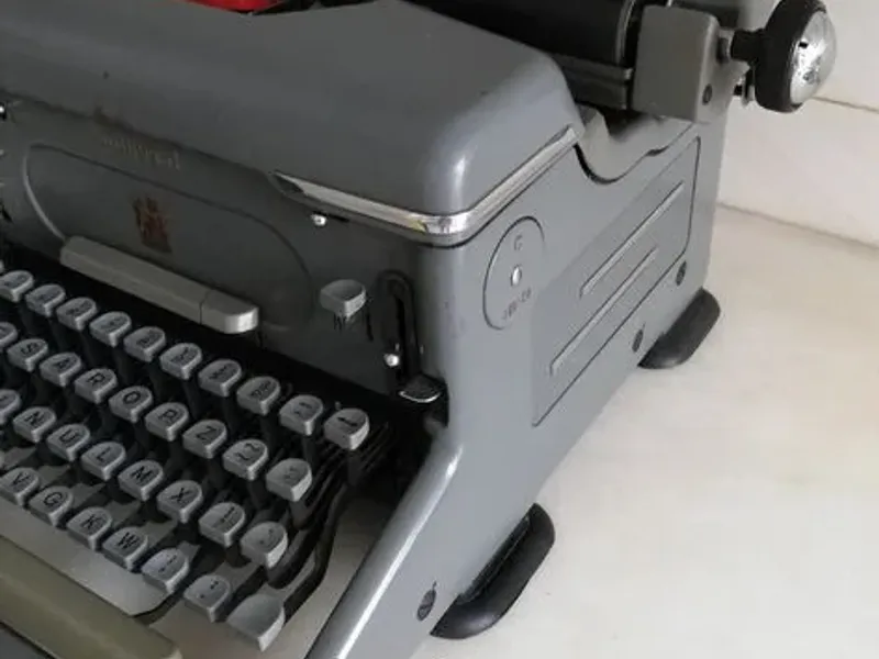 Máquina de escrever IMPERIAL 65 vintage typewriter